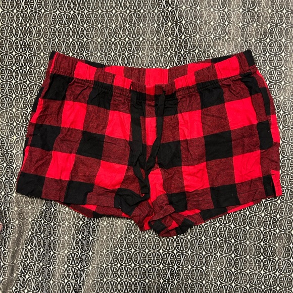 Old Navy PJ Shorts - Picture 1 of 4